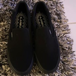 Unisex Lugz slip on black shoes size 7